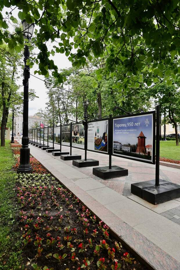 В Москве открылась фотовыставка, посвящённая 950-летию Торопца