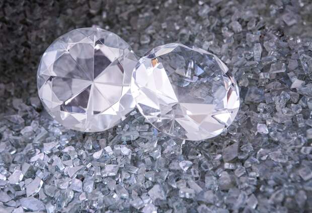Минфин возобновил закупки алмазов у АЛРОСА
