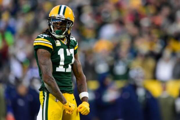 Davante Adams Praises Aaron Rodgers During Raiders Press Conference