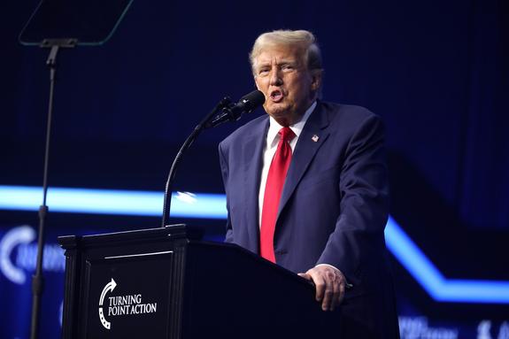 Трамп указал, что окончательное решение о санкциях против РФ останется за ним