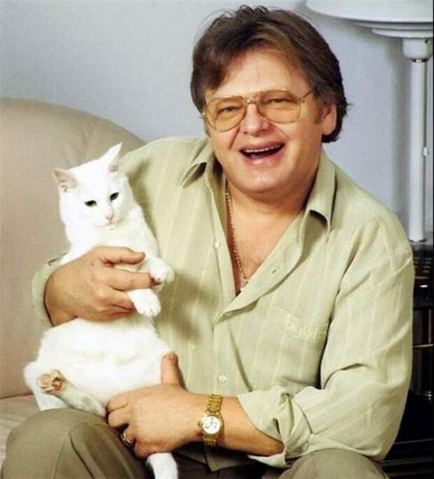 NhNzFjNzE