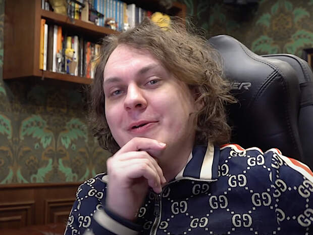 «Интерфакс»: следователи разыскивают человека, опубликовавшего в сети песню блогера Хованского