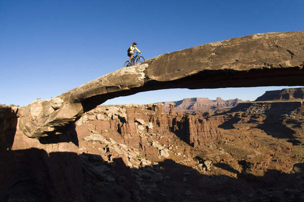 27_Most_Dangerous_Footpaths_Around_The_World_9