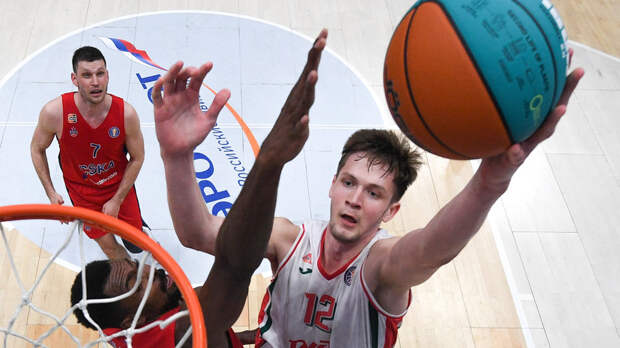 Скандальный российский баскетболист Елатонцев прибыл в США, чтобы продолжить карьеру в NCAA