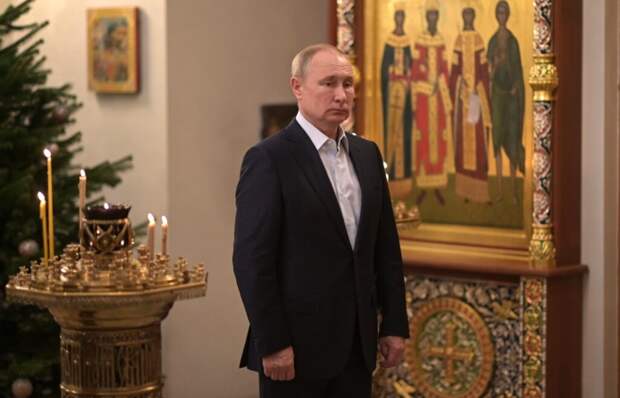 Песков объяснил, почему Путин решил не окунаться в прорубь на Крещение