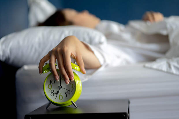 Врач Кудинов: постоянная сонливость может возникать при недостатке глубокого сна