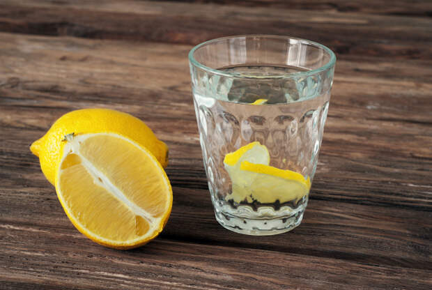 Лимон против пота. | Фото: Zelfmaak ideetjes.