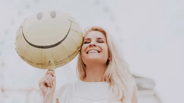 Психолог назвал способы, как почувствовать себя счастливым