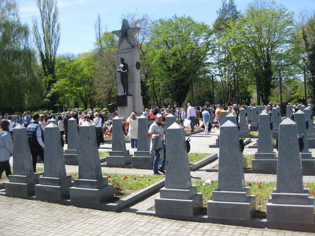 Прага, Олшанское военное кладбище, 09.05.2021 Прага, Олшанское военное кладбище, 09.05.2021