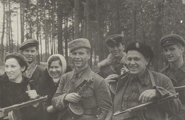Пытки и казни Пытки и казни война, партизаны., подвиг