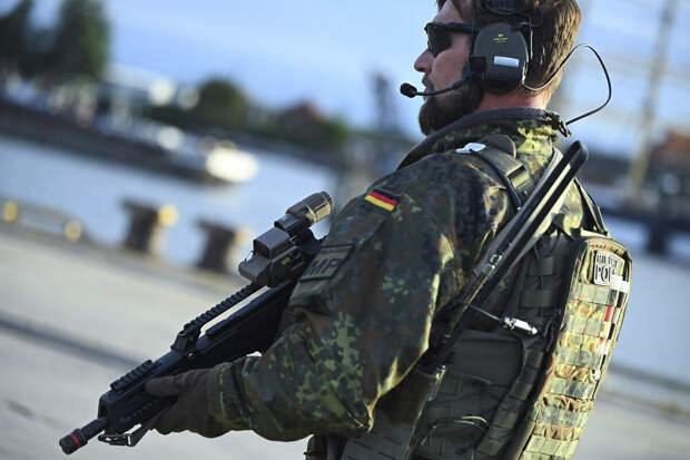 Представитель бундесвера Милевчук рассказал о контактах с жителями Гренландии