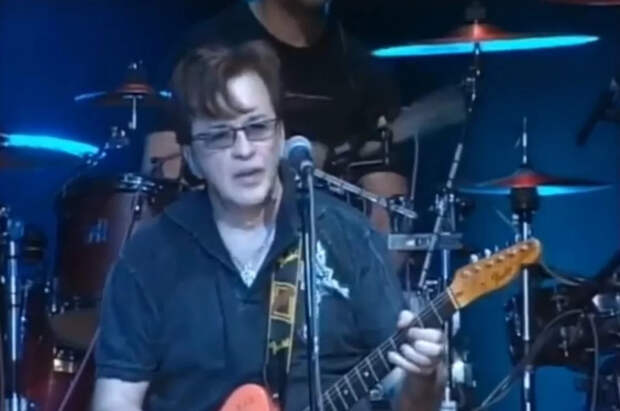 Кардиолог Кондрахин оценил шанс спасти умершего на гастролях певца Барыкина