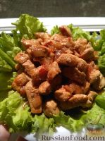 Фото к рецепту: Куриное филе с томатом и медом