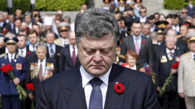 Порошенко в обращении к украинцам перед Днем Победы вспомнил о Путине