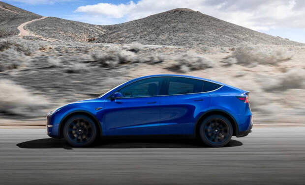 фото Tesla Model Y 2019-2020 вид сбоку