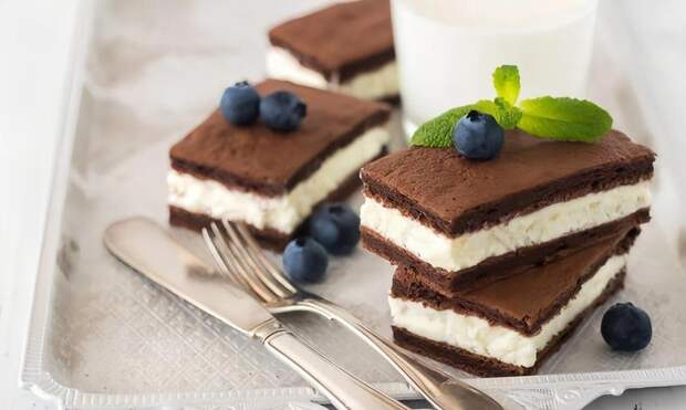 Вместо «киндера»: домашнее пирожное «молочный ломтик»