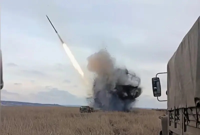 ВС РФ заняли новые территории в районе Тернов и Невельского, а также рассекают группировку противника в районе Работино