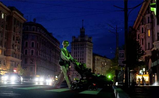 «Ноль генерации. Ноль!»: Украина во тьме, Зеленский в телевизоре пропал, всё мрачно