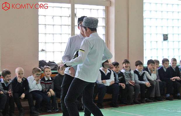 Конкурс «Переноска ядра»