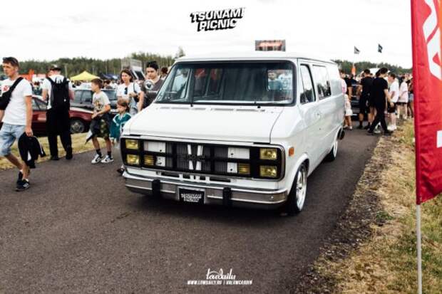 tsunami picnic x lowdaily 118