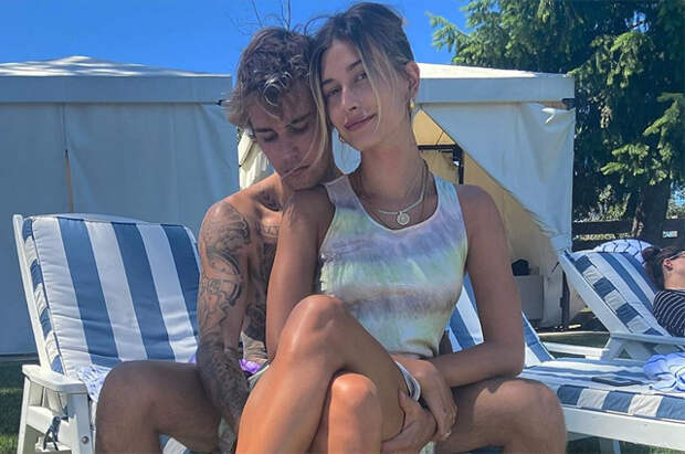 Джастин и Хейли Бибер наслаждаются летним отдыхом: новые фото пары