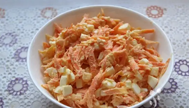 Салат из моркови с чесноком и сыром – 7 простых рецептов