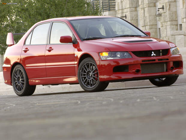 Доработанная версия Mitsubishi 4G63 ставилась на легендарный Mitsubishi Lancer Evolution IX.