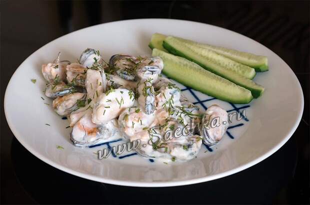 Мидии в соусе с сыром