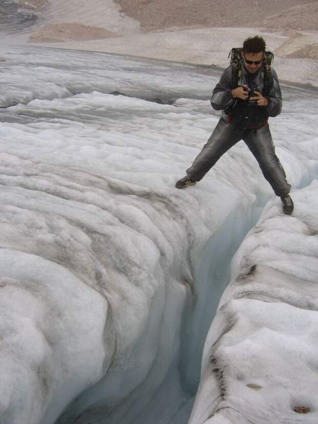 Ручей на Большом Фиштинском леднике