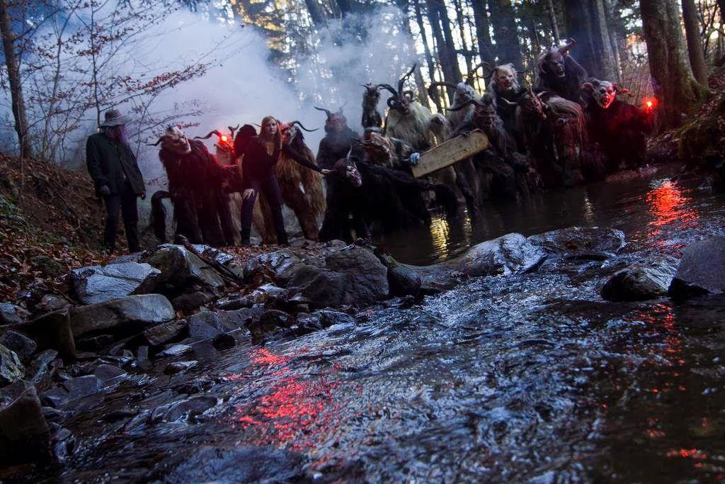 Крампус садистcкий приятель Санта Клауса krampus19 Крампус садистcкий приятель Санта Клауса