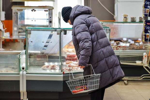 Россияне нашли иголку от шприца в купленном в магазине мясе