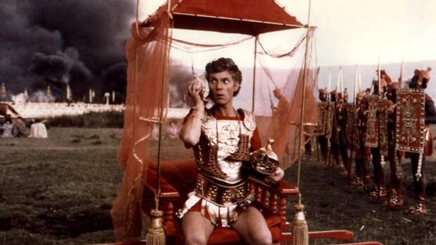 Кадр из фильма 1979 года "Калигула". Изображение: yandex.net