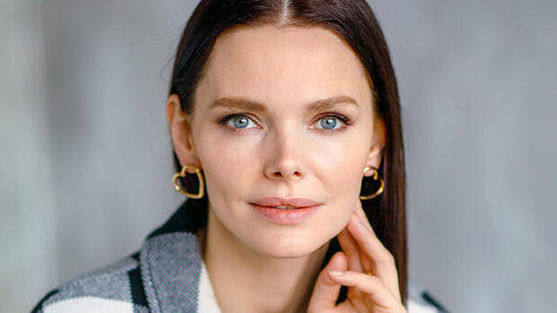 Почти три года кропотливой работы: Боярская вручила матери особенный подарок