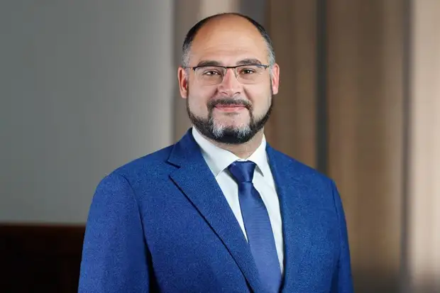 Раскрыты годовые доходы мэра Владивостока Константина Шестакова