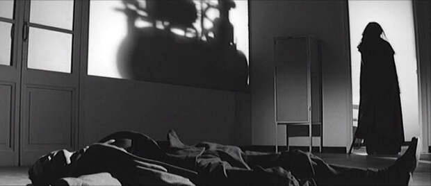 Кадр из фильма «Вампиры» (1957)