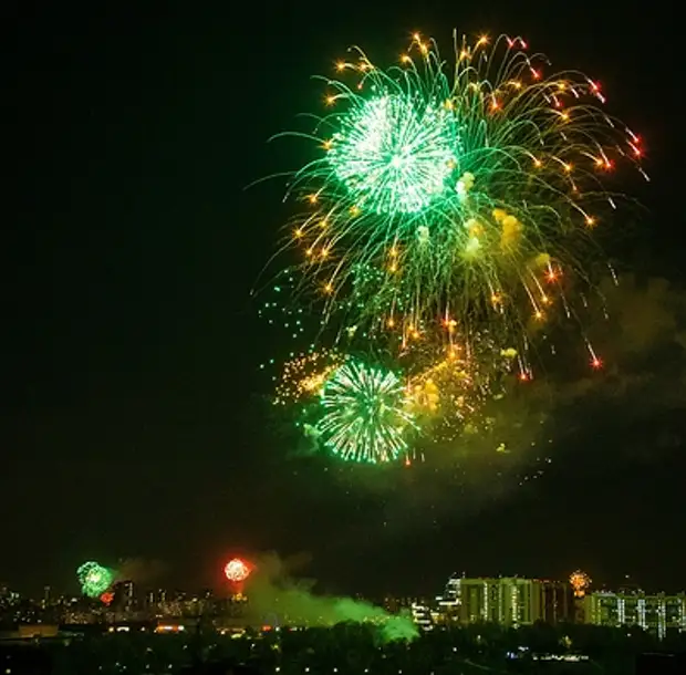 салют нижний новгород новый год 2024