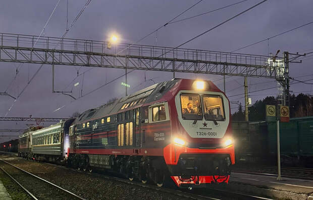 Новый магистральный тепловоз «Мишка» отправился на испытания: он оснащен российским дизельным мотором и способен тянуть составы массой до 7100 тонн