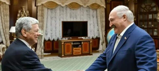 «Поладил с Лукашенко». Спецпосланник Трампа выругался матом и назвал европейцев «кучкой ссыкунов»