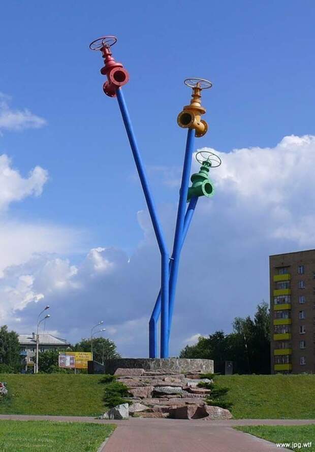 Необычные памятники, на улицах наших городов памятник, факты, фото