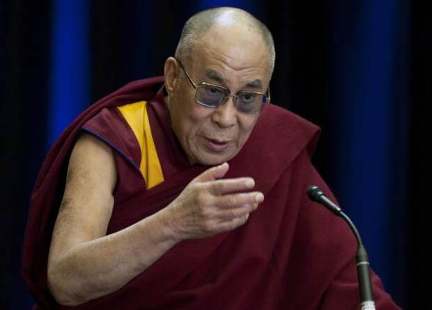 Далай-лама подарил России статуи Будды