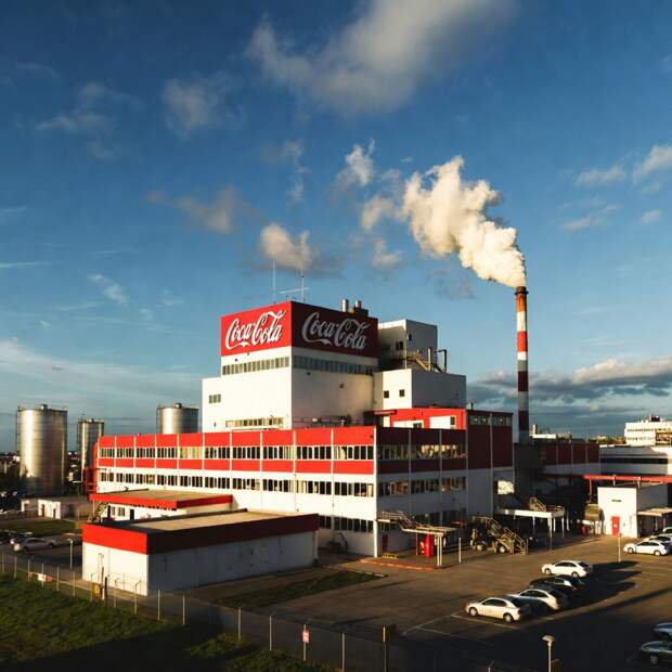 Coca-Cola продлила права на товарные знаки Coke и Coca-Cola в России до 2036 года