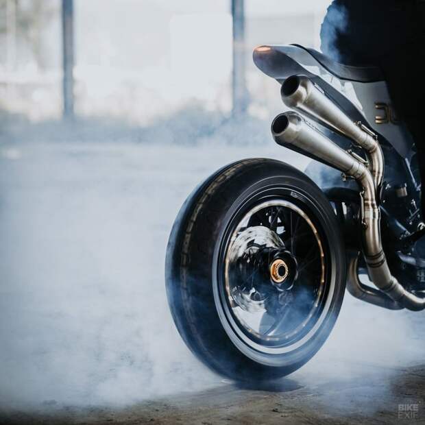 Ducati S4R от голландских кастомайзеров Moto Adonis