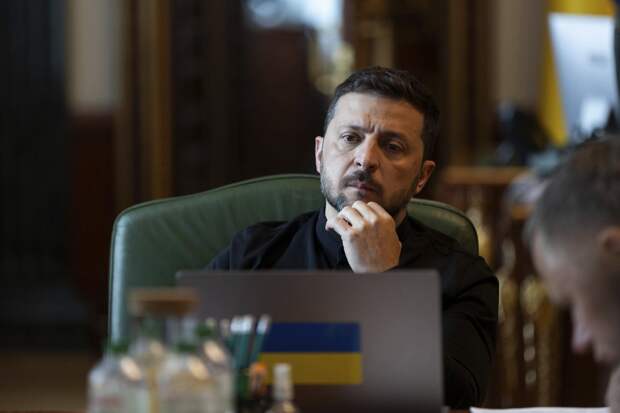 На Украине пришли в ярость из-за действий Зеленского