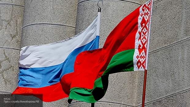 Публицист Ольшанский прокомментировал отношение РФ к белорусам