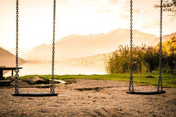 Качели/ фото: pixabay.com