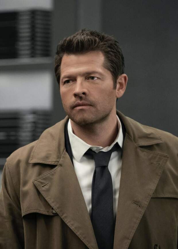 Castiel's Last Stand - Supernatural Season 15 Episode 18