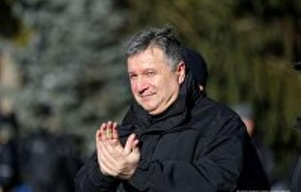 Окончательно определился. Аваков выступил против Порошенко