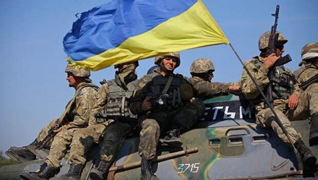 «Случайность»: украинская БМП раздавила двух спящих военных в «АТО»