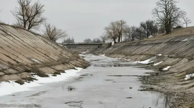 Аксёнов: военные ликвидировали сооружённую для перекрытия воды в Крым дамбу