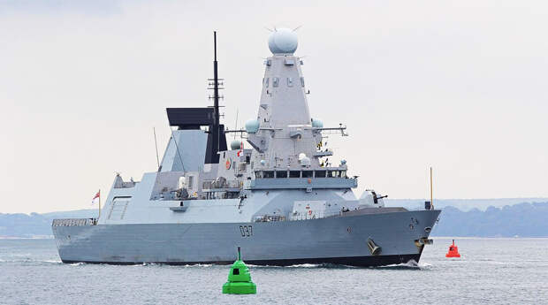 PA: Британия опровегла ракетный удар по своему кораблю в Средиземном море